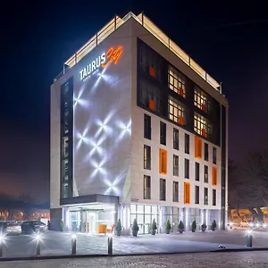 Hotel Taurus, Lemberg